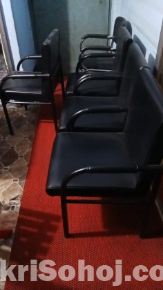 কোচিং এর আসবাবপত্র